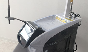 レーザー治療器